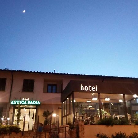 Holiday Rooms Antica Badia Volterra Eksteriør billede