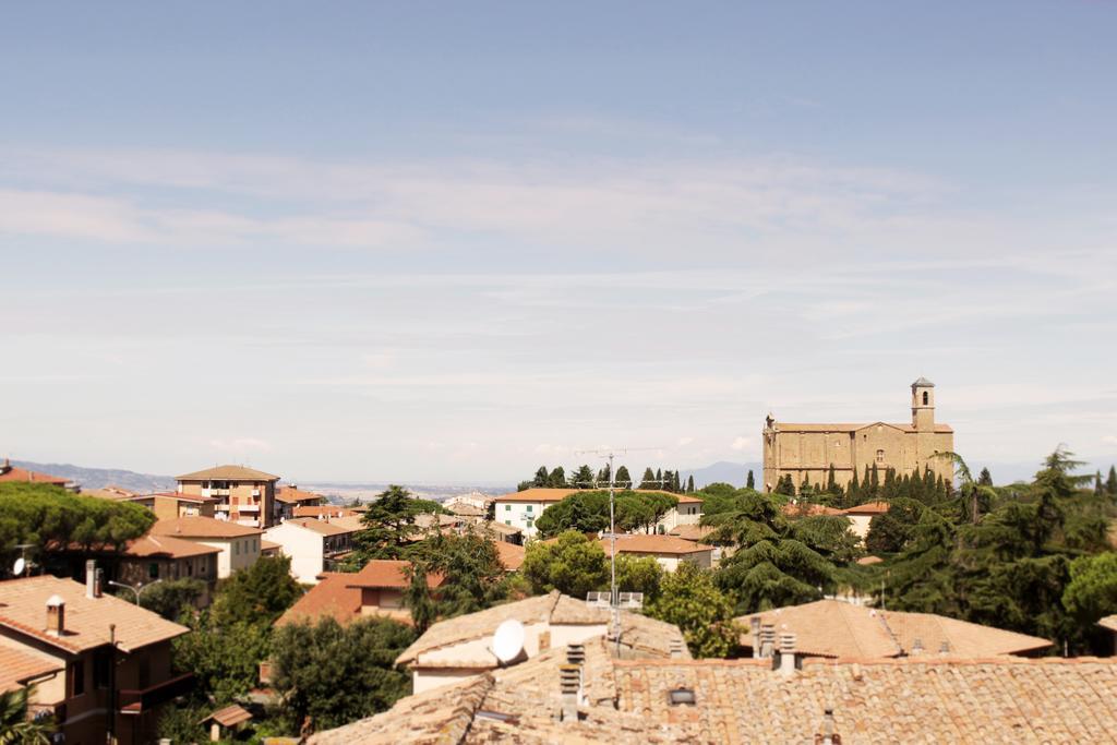 Holiday Rooms Antica Badia Volterra Eksteriør billede