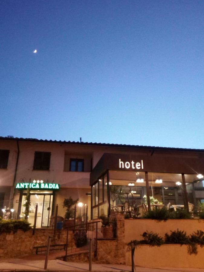 Holiday Rooms Antica Badia Volterra Eksteriør billede